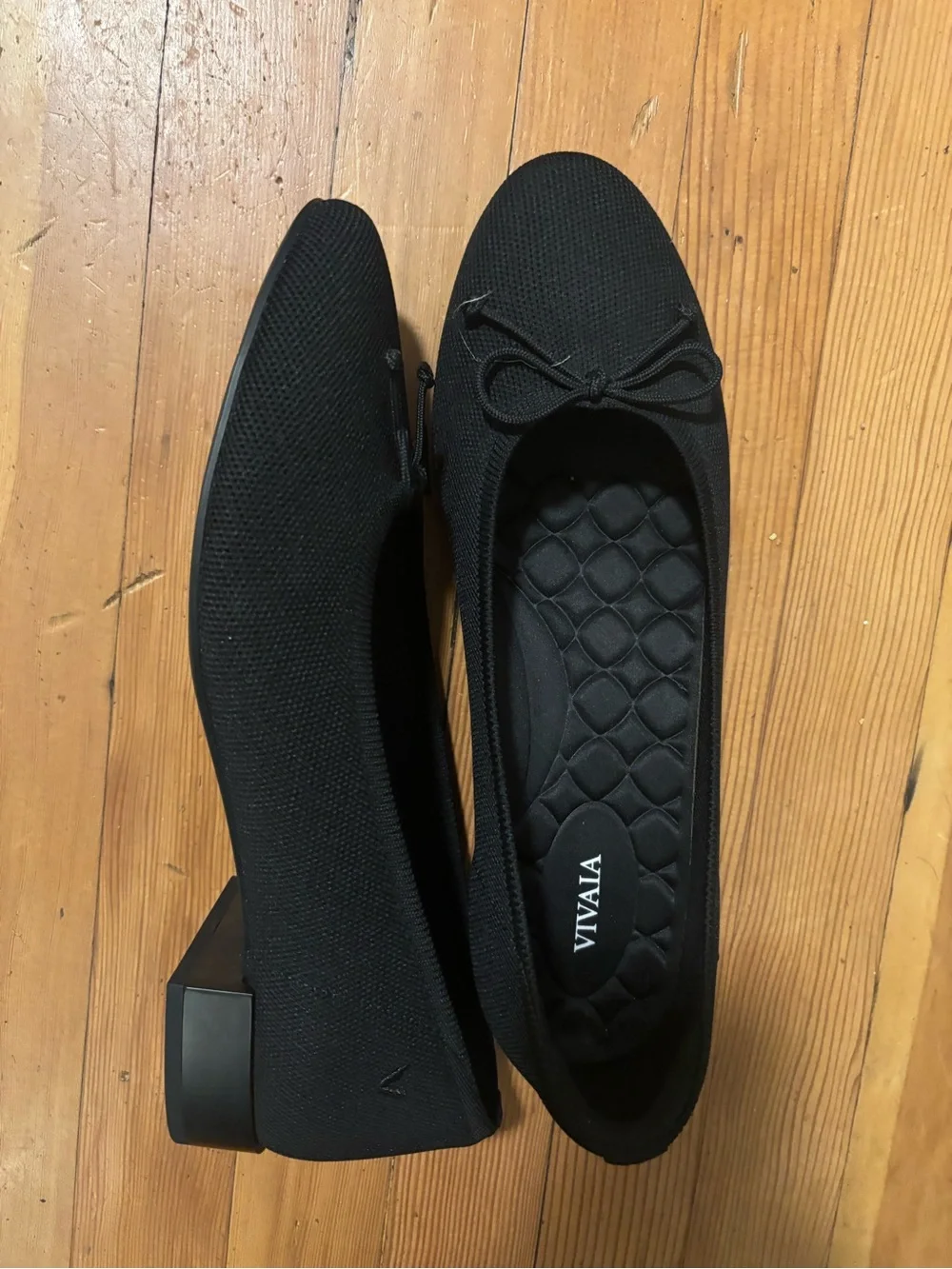 Vivaia Bianca Stacked Heel Ballet Flats